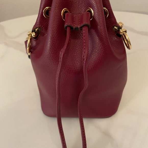 FENDI MINI MON TRESOR BUCKET BAG Burgundy red leather gold hardware - Picture 5 of 9